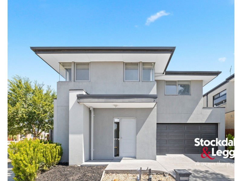 1 Leicester Way, Mickleham VIC 3064