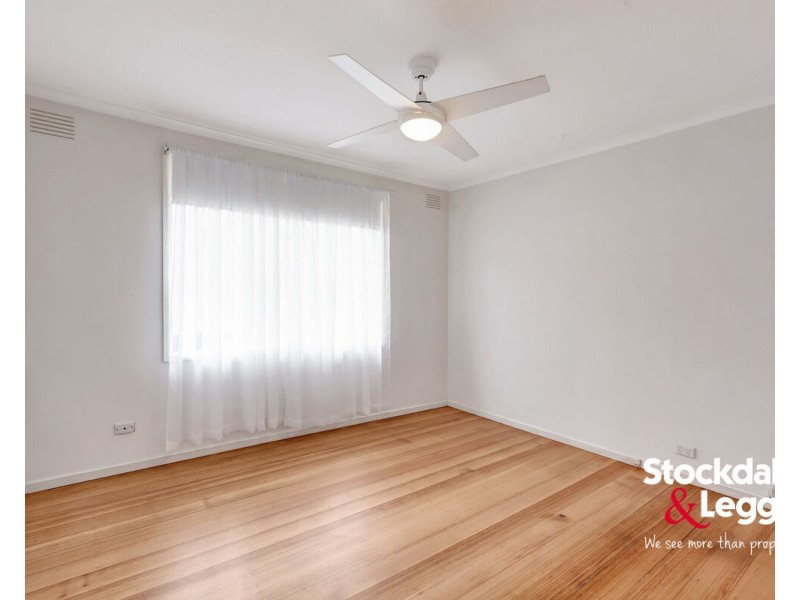 42 North Circular Road, Gladstone Park VIC 3043