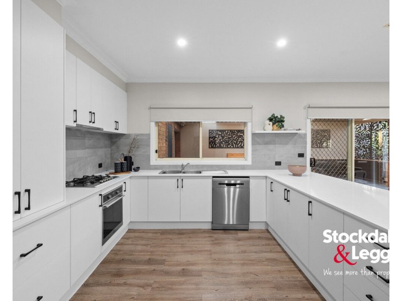 45 Arncliffe Boulevard, Greenvale VIC 3059