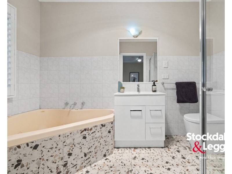 45 Arncliffe Boulevard, Greenvale VIC 3059