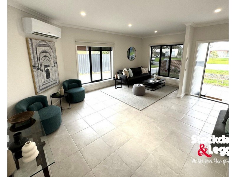 1/256 Melrose Drive, Tullamarine VIC 3043