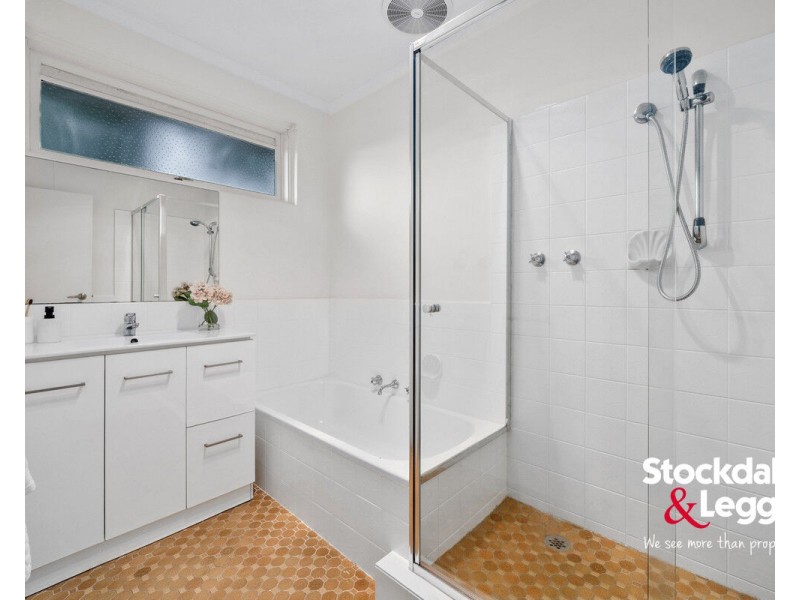 4/64 Snell Grove, Oak Park VIC 3046