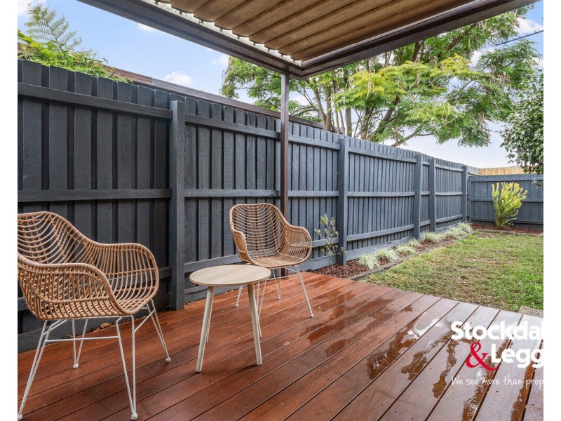 4/64 Snell Grove, Oak Park VIC 3046
