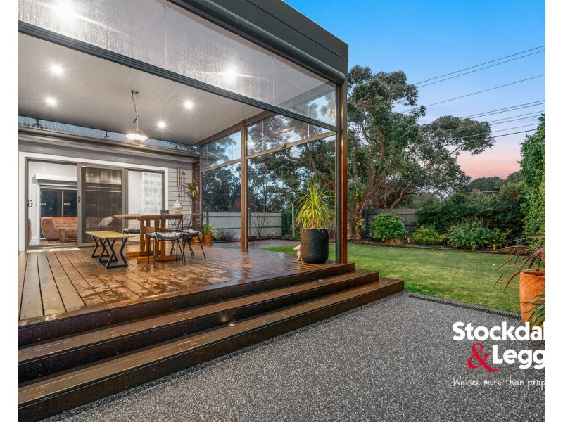 1 Wheatsheaf Road, Glenroy VIC 3046