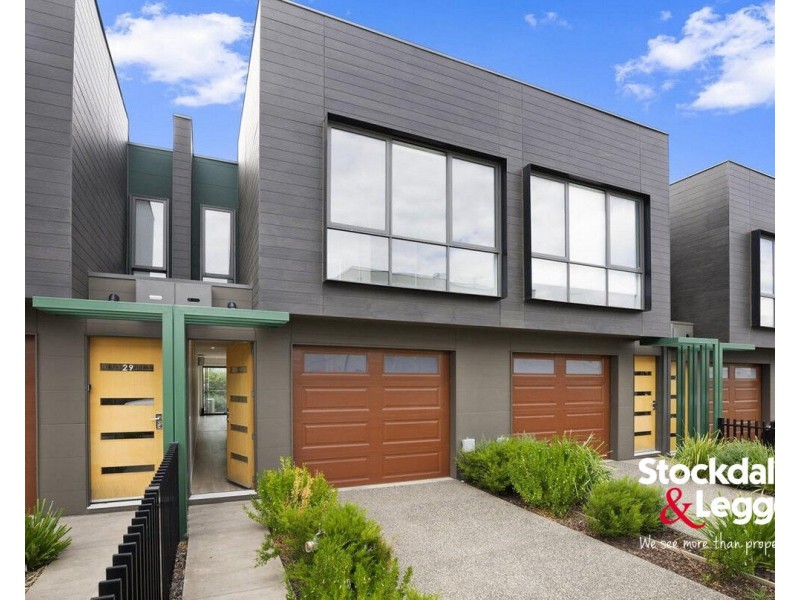 30 Stonewood Circuit, Hadfield VIC 3046