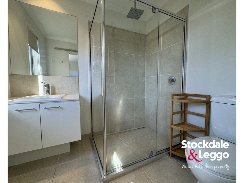 70 Frontier Avenue, Greenvale VIC 3059
