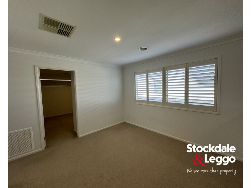 70 Frontier Avenue, Greenvale VIC 3059