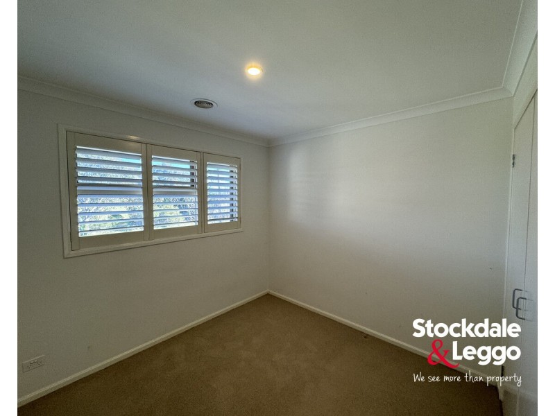 70 Frontier Avenue, Greenvale VIC 3059