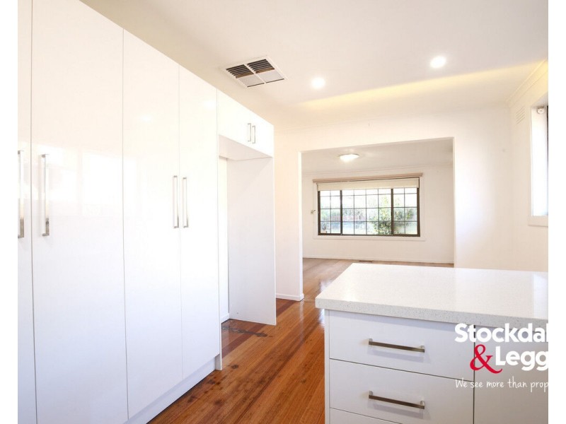 21 Centreway, Glenroy VIC 3046