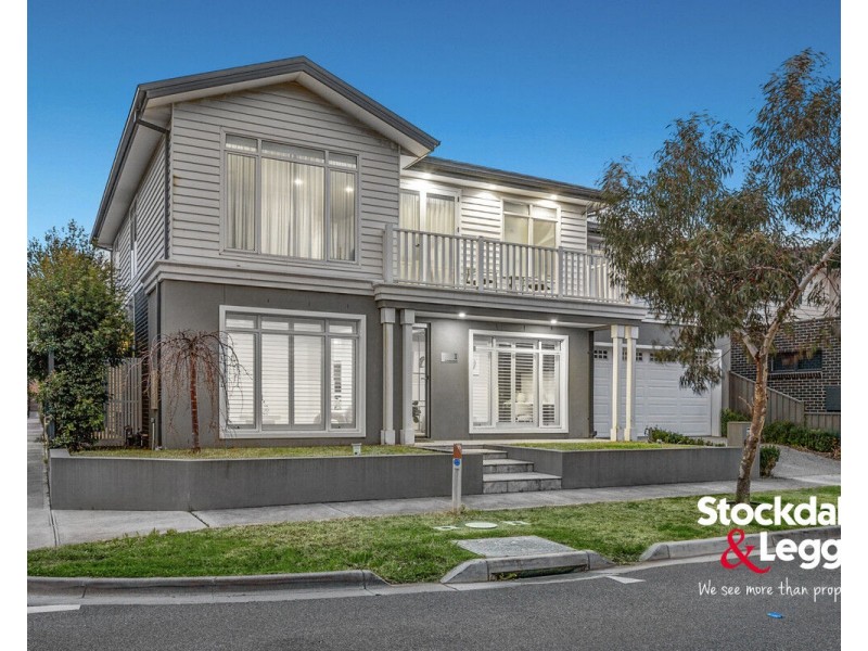 1 Pimbial Court, Hadfield VIC 3046