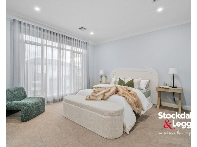 1 Pimbial Court, Hadfield VIC 3046