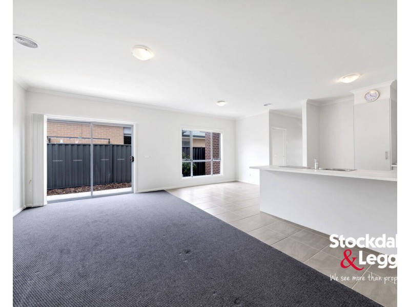7 Dapper Way, Craigieburn VIC 3064