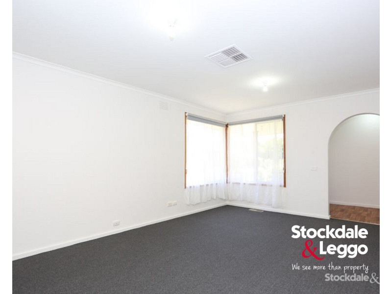 27 Pearson Crescent, Coolaroo VIC 3048