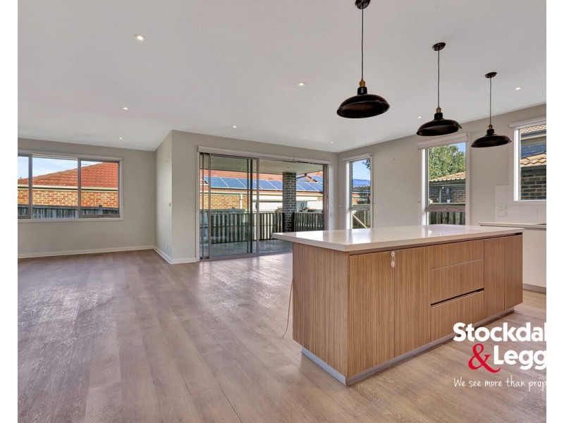 30 Claremont Street, Craigieburn VIC 3064