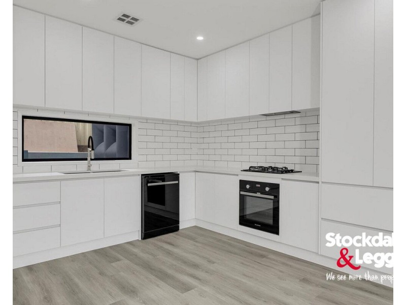 2/16 Inverie Court, Greenvale VIC 3059