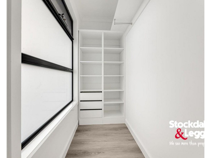2/16 Inverie Court, Greenvale VIC 3059