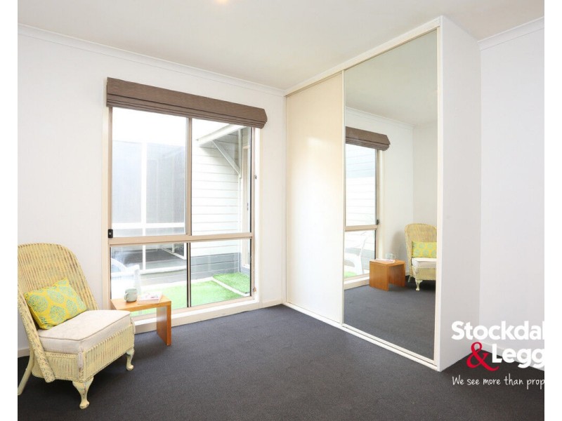 2/9 Sherwood Street, Hadfield VIC 3046