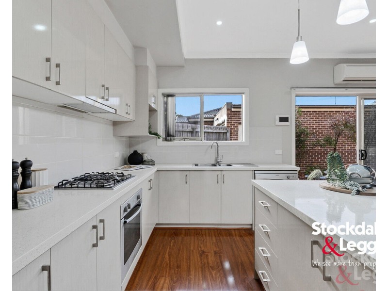 2/44 Gladstone Parade, Glenroy VIC 3046