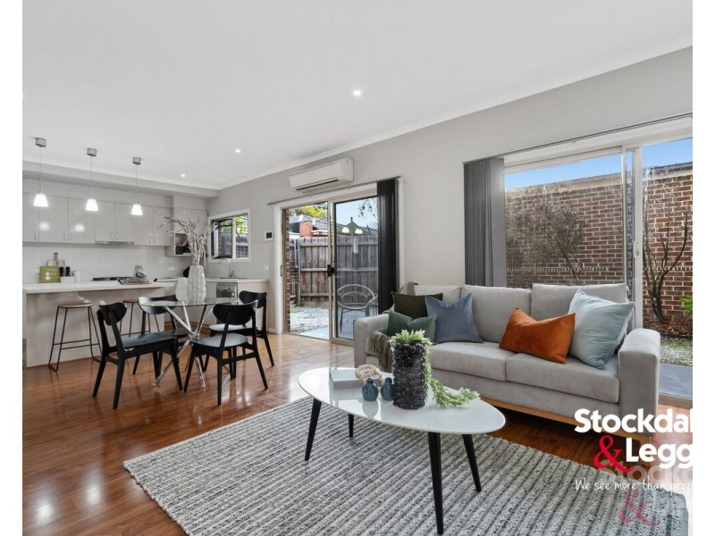 2/44 Gladstone Parade, Glenroy VIC 3046