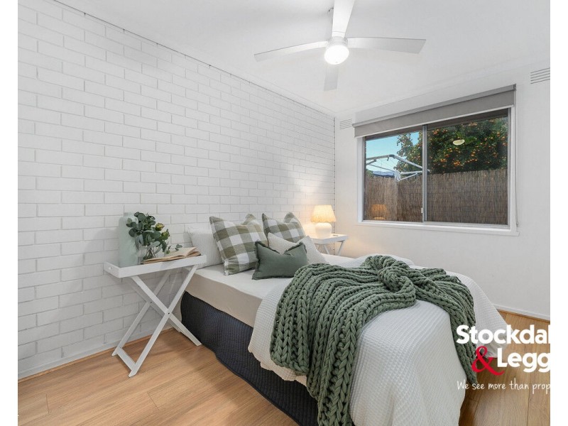 2/26 Gladstone Parade, Glenroy VIC 3046