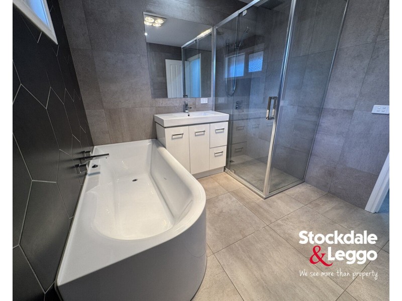 41 Woking Street, Craigieburn VIC 3064