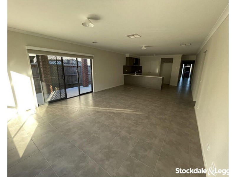 4 Honey Flower Way, Greenvale VIC 3059