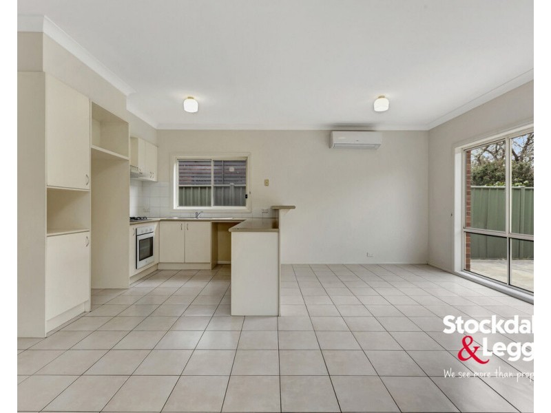 24 Beckett Way, Craigieburn VIC 3064