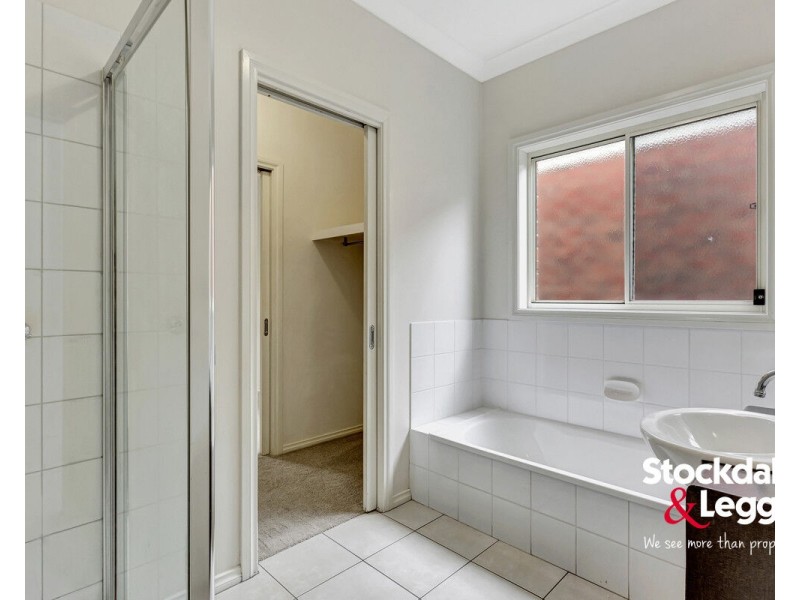 24 Beckett Way, Craigieburn VIC 3064