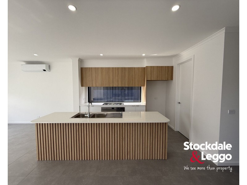 24 Westdahl Street, Truganina VIC 3029