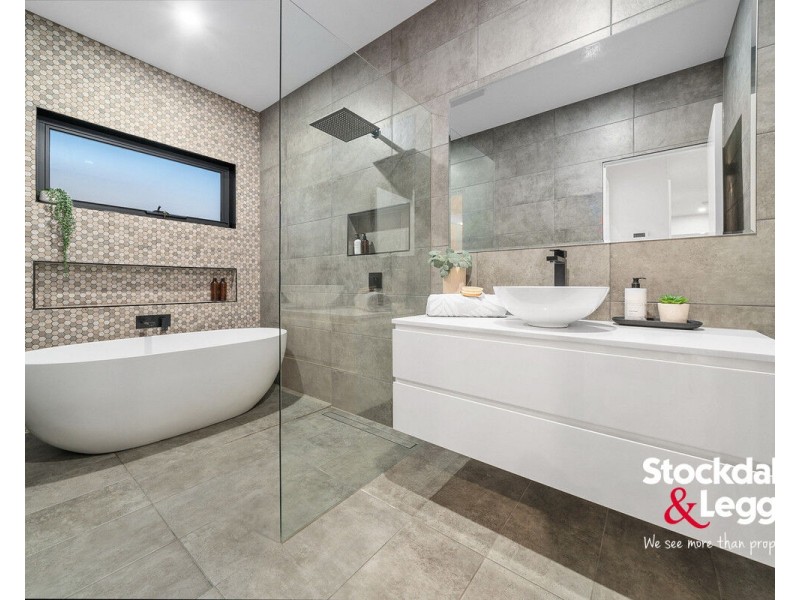 1/21 Sandra Avenue, Fawkner VIC 3060