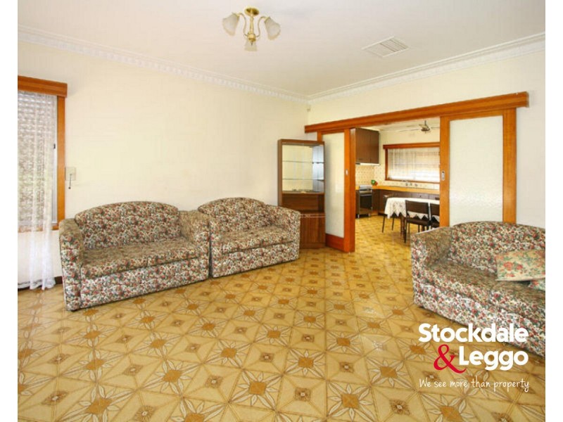 19 Fairleigh Street, Glenroy VIC 3046