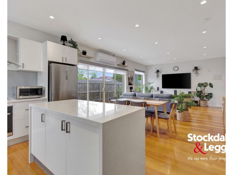 2/94 Paget Avenue, Glenroy VIC 3046