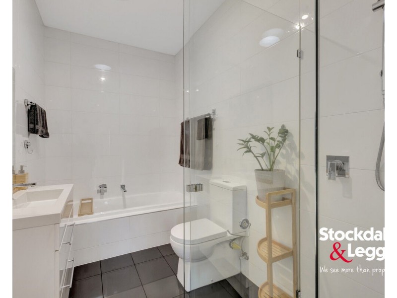 2/94 Paget Avenue, Glenroy VIC 3046