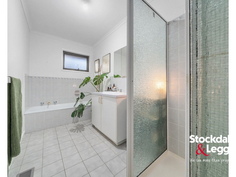 10/55-57 Broadford Crescent, Macleod VIC 3085