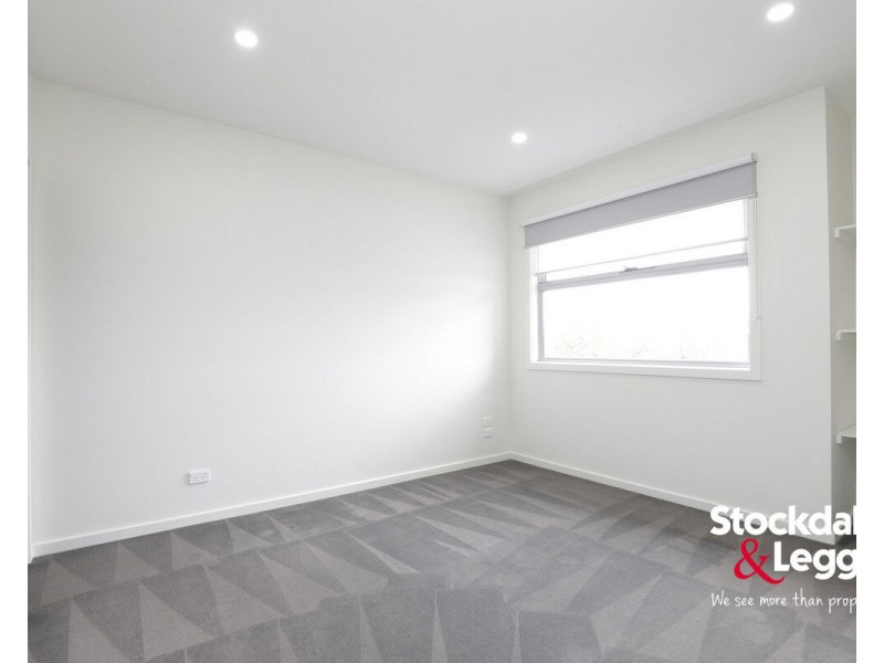 1/28 Curie Avenue, Oak Park VIC 3046