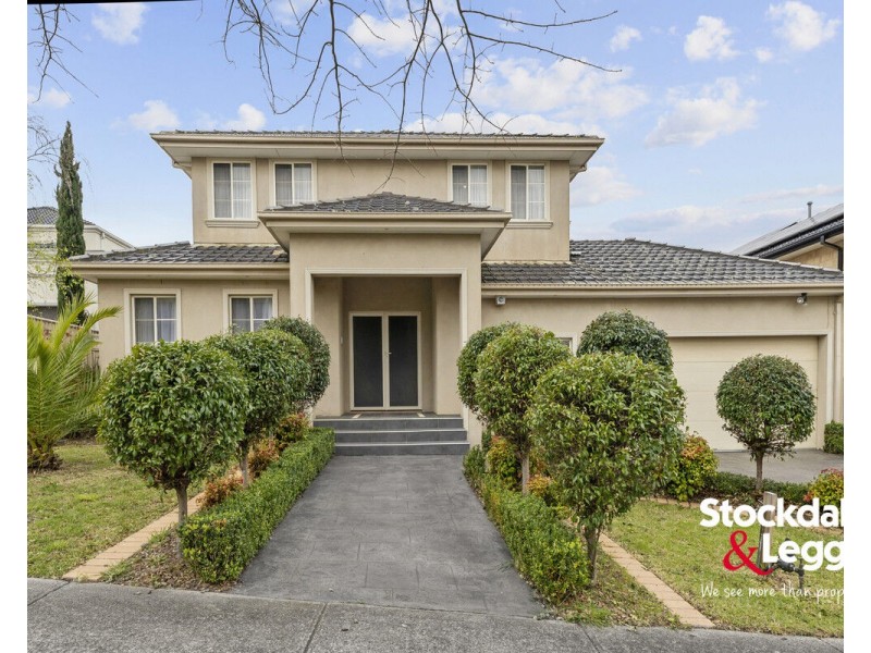40 Fraserburgh Crescent, Greenvale VIC 3059