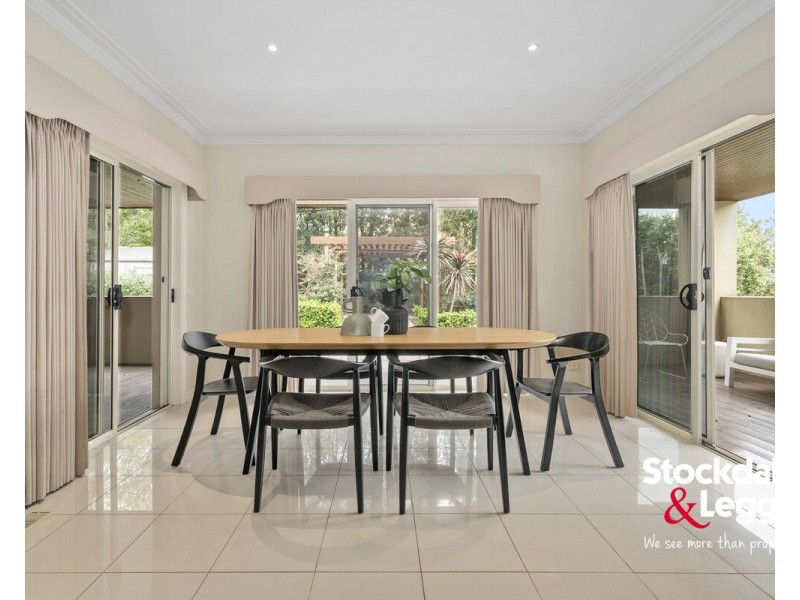 40 Fraserburgh Crescent, Greenvale VIC 3059