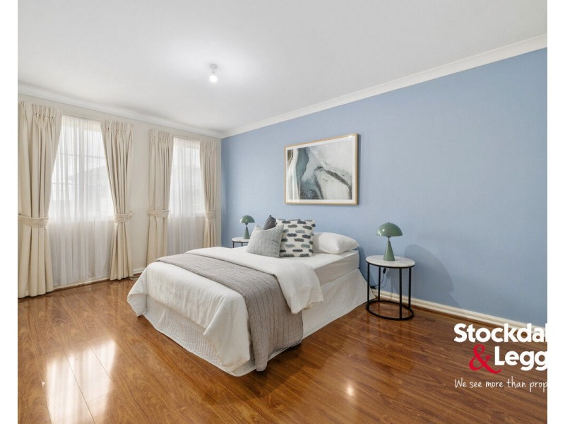 40 Fraserburgh Crescent, Greenvale VIC 3059