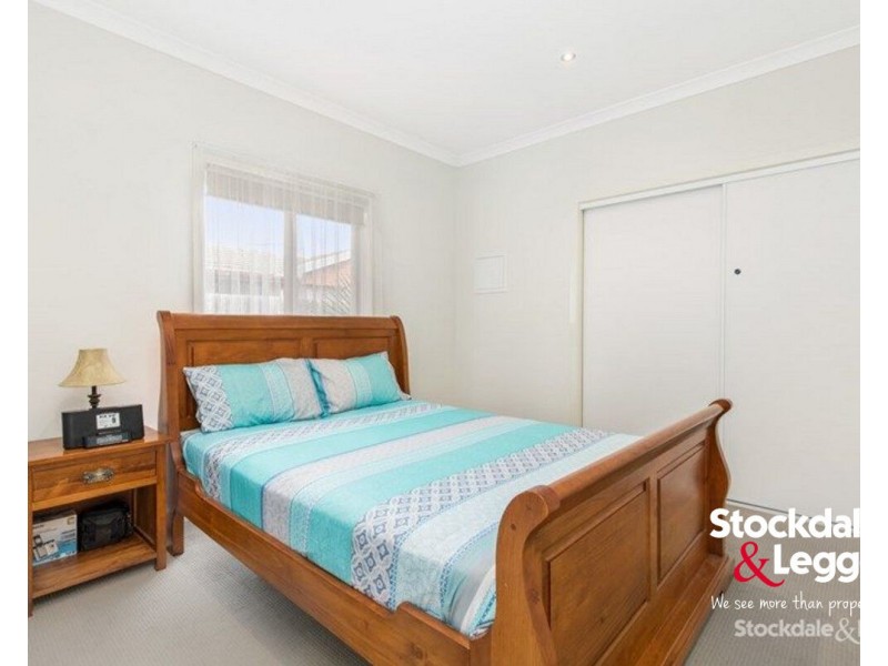 2/14 Henderson Road, Tullamarine VIC 3043