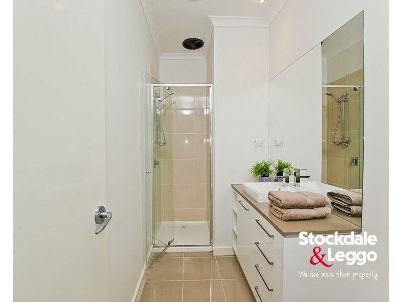 2/14 Henderson Road, Tullamarine VIC 3043