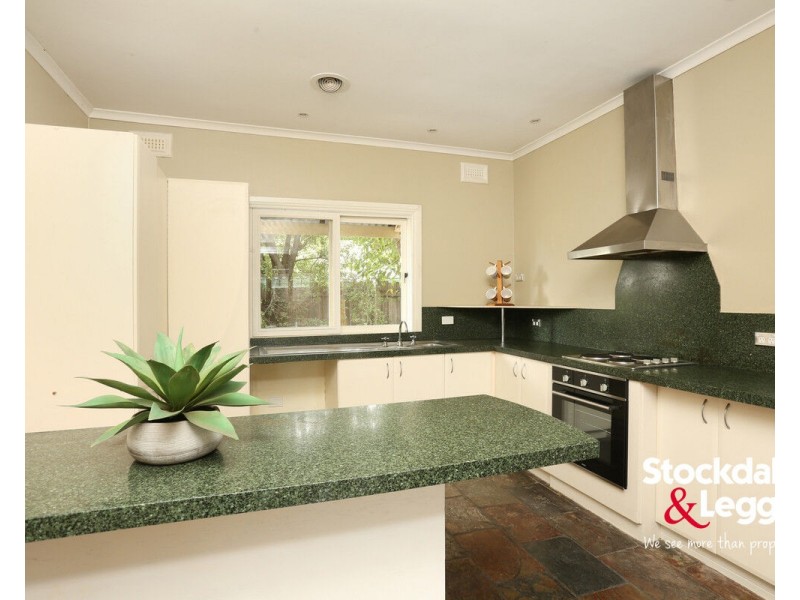 2 Warwick Road, Pascoe Vale VIC 3044