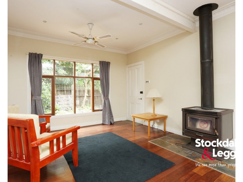 2 Warwick Road, Pascoe Vale VIC 3044