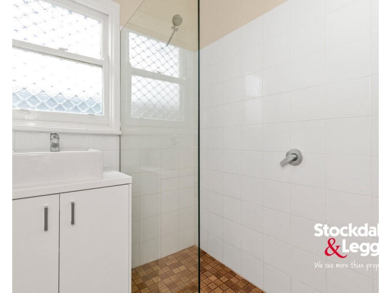 65 Farview Street, Glenroy VIC 3046