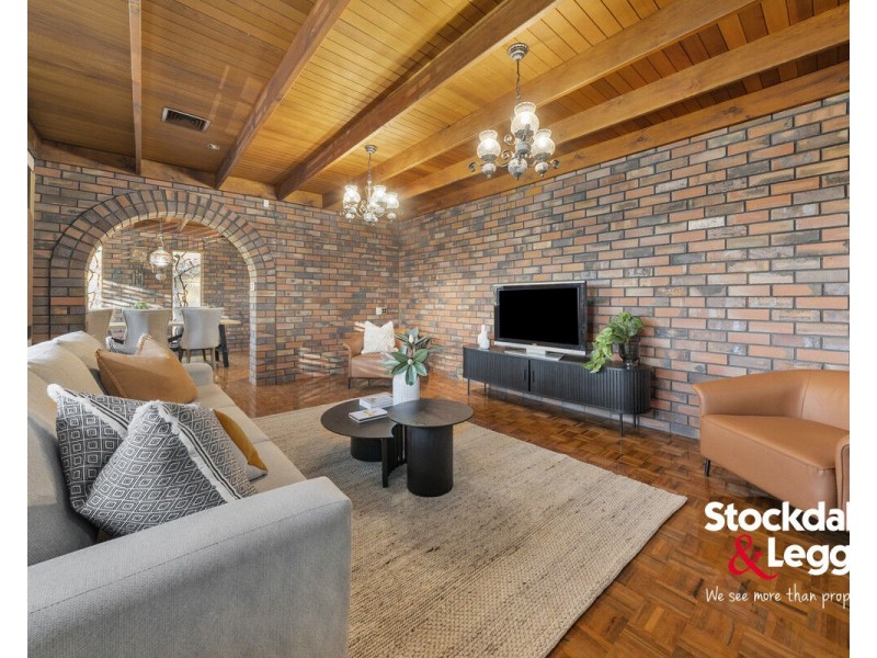16 Centreway, Glenroy VIC 3046