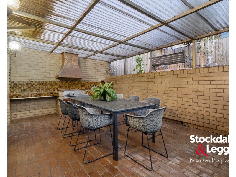 16 Centreway, Glenroy VIC 3046