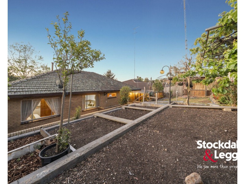16 Centreway, Glenroy VIC 3046