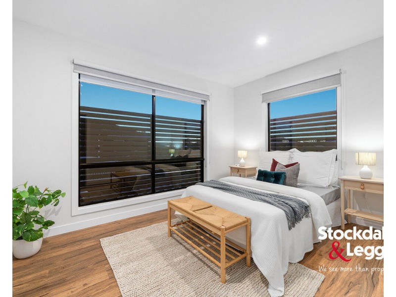 2/21 Sandra Avenue, Fawkner VIC 3060