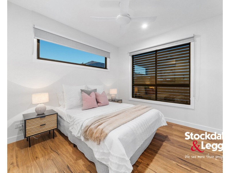 2/21 Sandra Avenue, Fawkner VIC 3060
