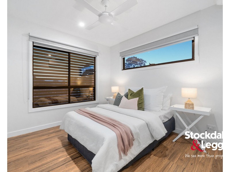 2/21 Sandra Avenue, Fawkner VIC 3060