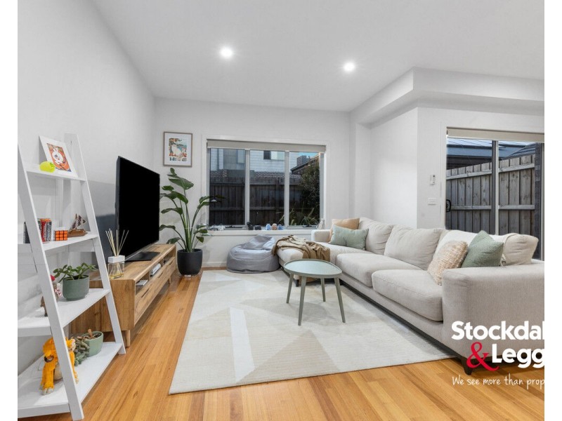 2/41 Anselm Grove, Glenroy VIC 3046